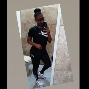 Meet your Posher, Dannyana